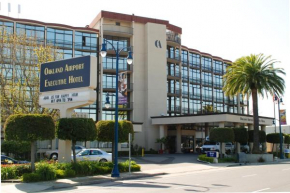 Гостиница Oakland Airport Executive Hotel  Окленд